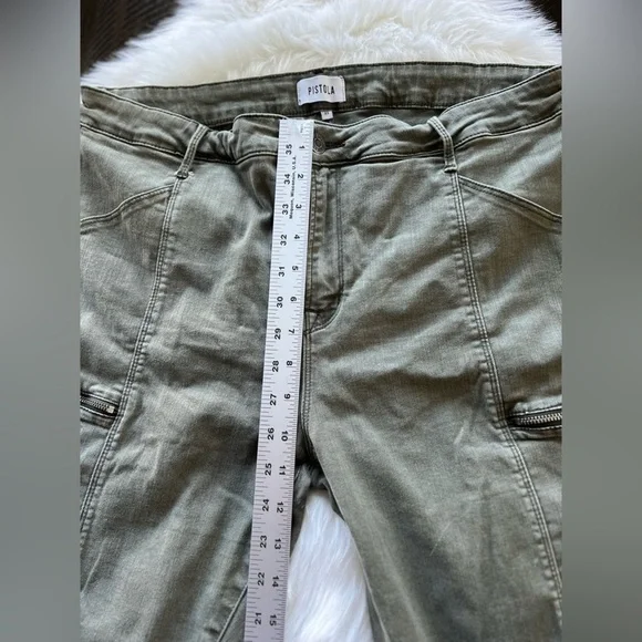 Pistola olive green cargo jeans size 33 straight leg - Picture 5 of 9